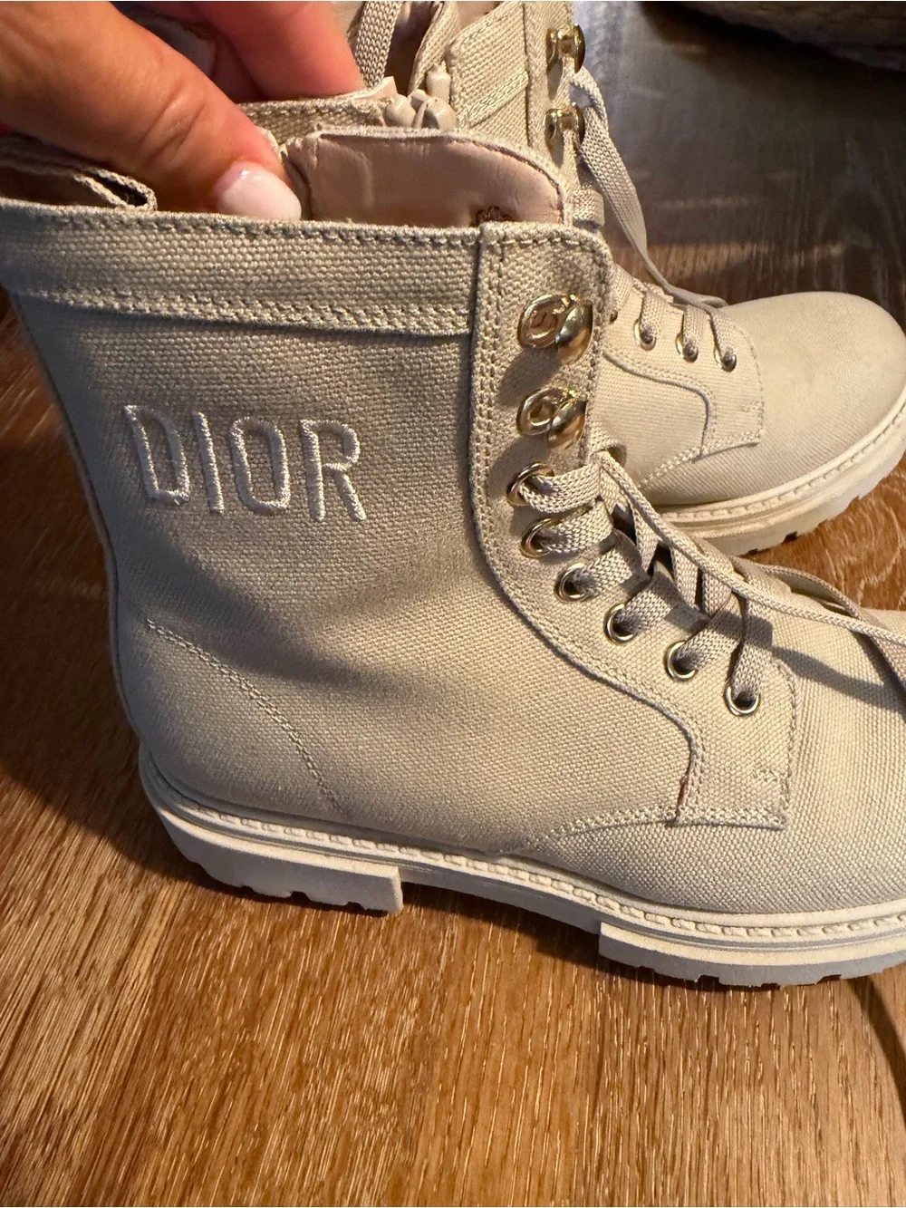 Dior canvas lace